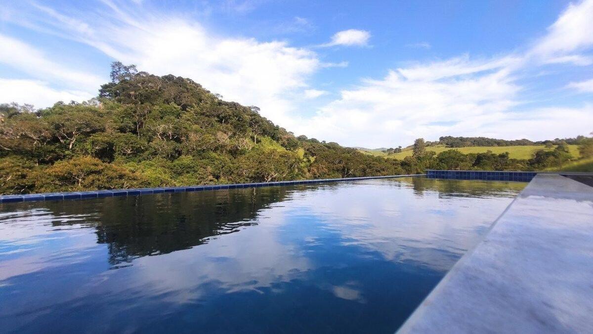 Chale Do Lago Super Luxo Cunha Exteriör bild